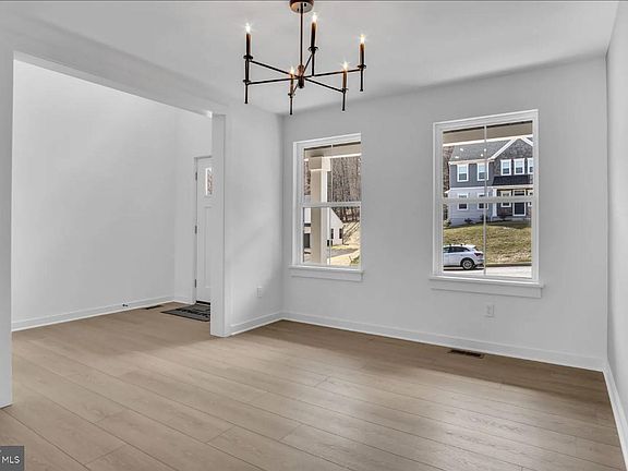 5th image of 217 Rockville Blvd