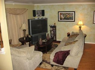 45 Aspen Dr, North Brunswick, NJ 08902