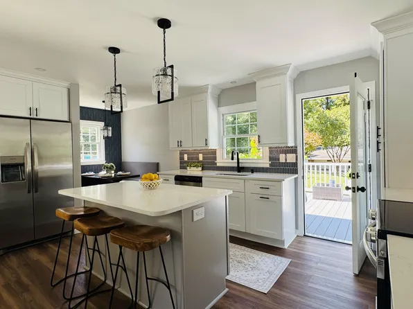 1716 Stage Rd, Durham, NC 27703