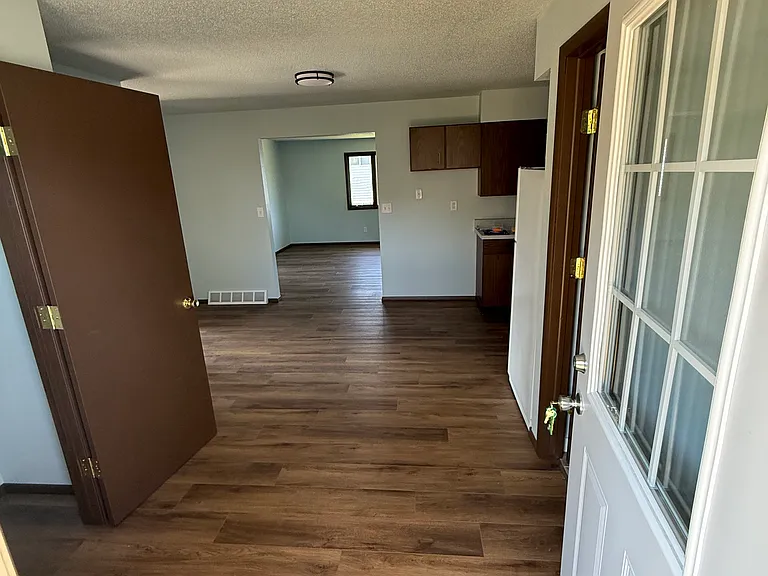 209 Sperbeck St #B — Photo 2