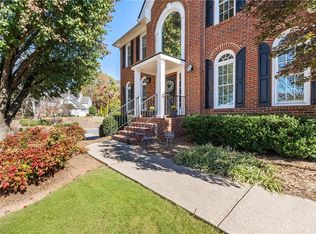 4815 Ashwell Ln, Suwanee, GA 30024