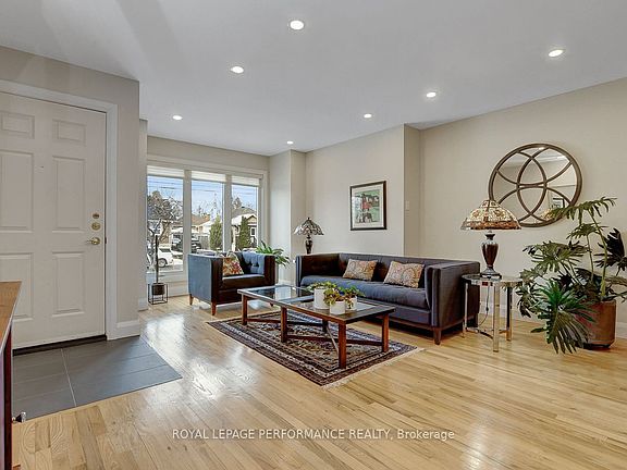 3rd image of 86 Presland Rd W