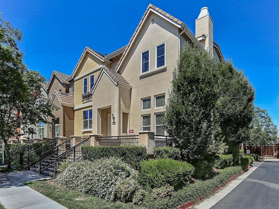 1st image of 101 Esfahan Dr