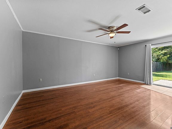 5th image of 17012 Appomattox Ave