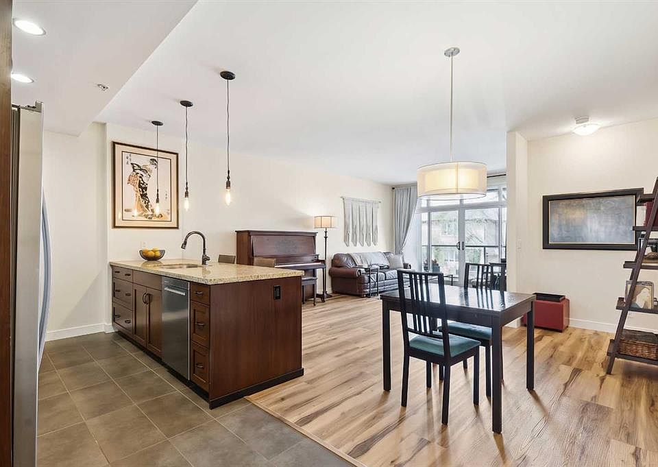 1st image of 540 34th St NW #204