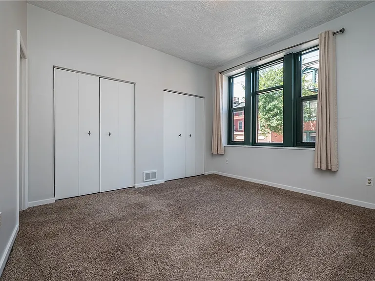 1110 Palo Alto St #A — Photo 18