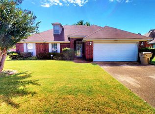 7365 Hunter Ridge Dr, Memphis, TN 38125