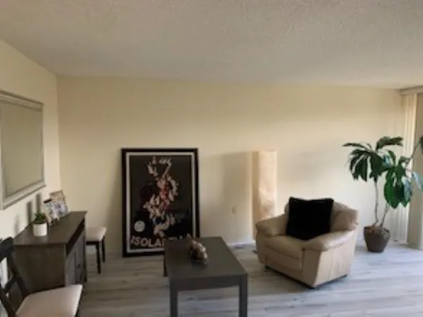 24055 Paseo Del Lago, Laguna Woods, CA 92637