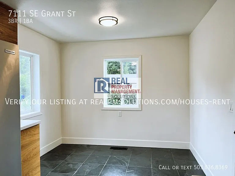 7111 SE Grant St — Photo 17