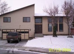 2325 Towhee Ln, West Richland, WA