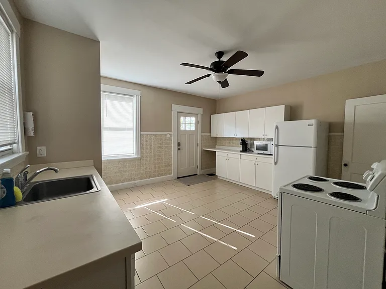 2531 Vestry Ave — Photo 5