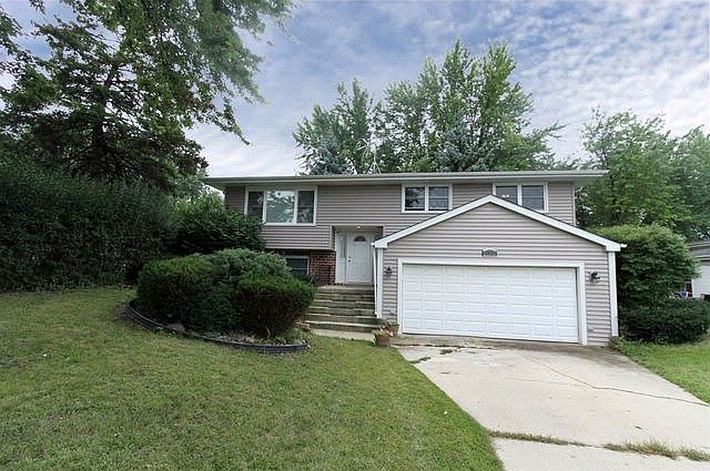 1st image of 1017 Apple Valley Dr