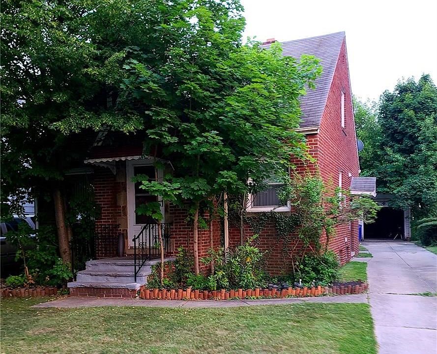 1st image of 18314 La Salle Ave