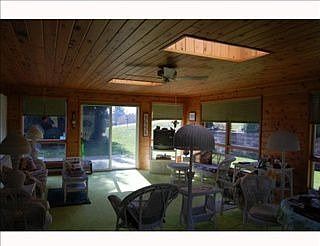 2nd image of 102 Franklin Dr