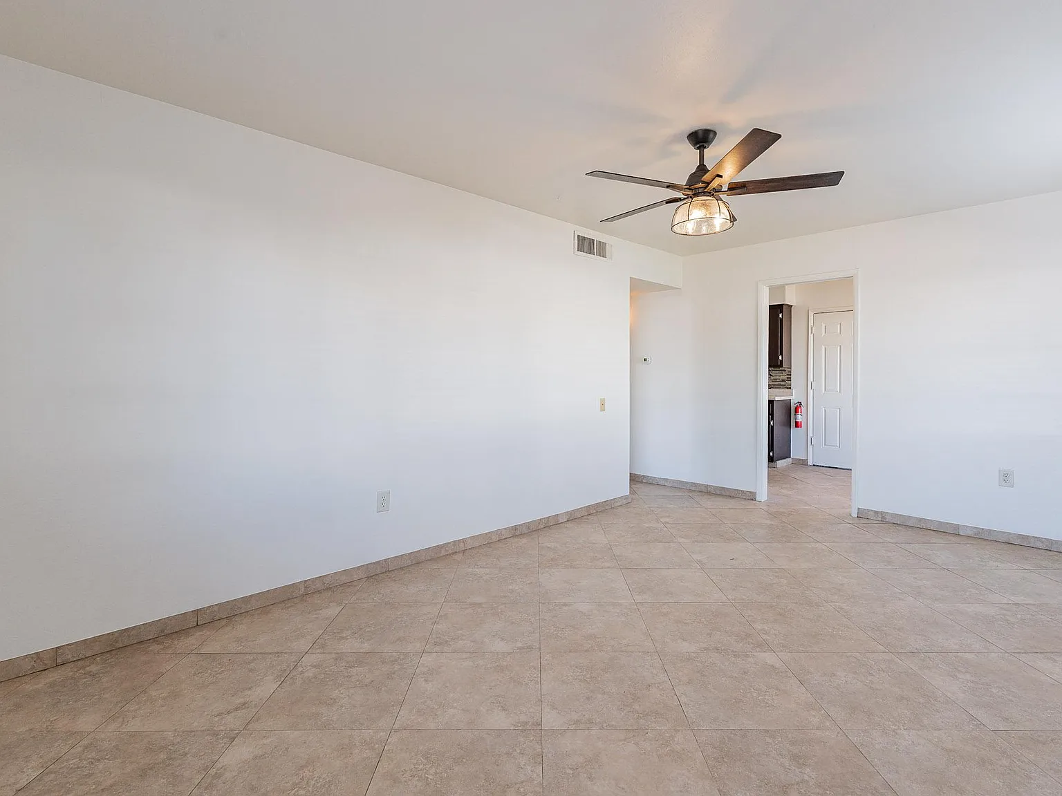 737 E Palo Verde Drive — Photo 3