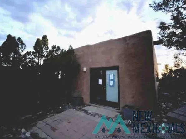 44 Vuelta Maria, Santa Fe, NM 87506