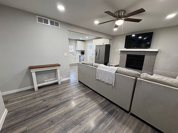 5th image of 1216 Richards Ave