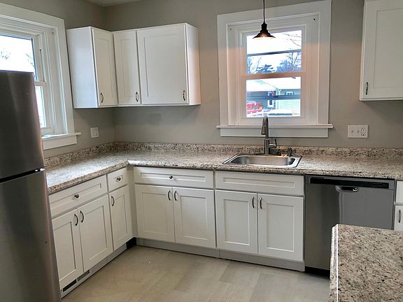 Newly Renovated Kitchen