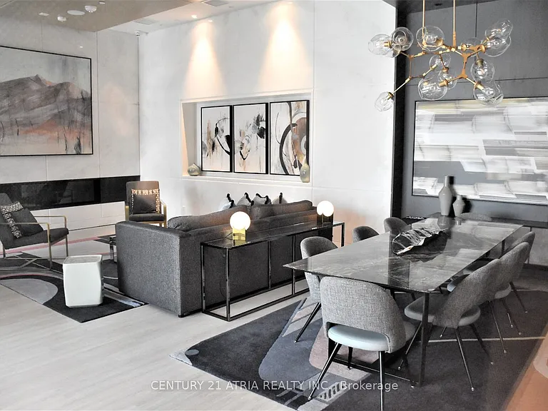 1 Edgewater Dr #GPH24 — Photo 2