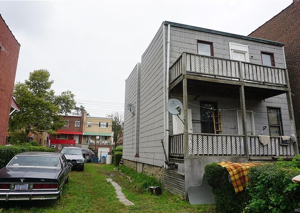 2nd image of 1034 E 224th St