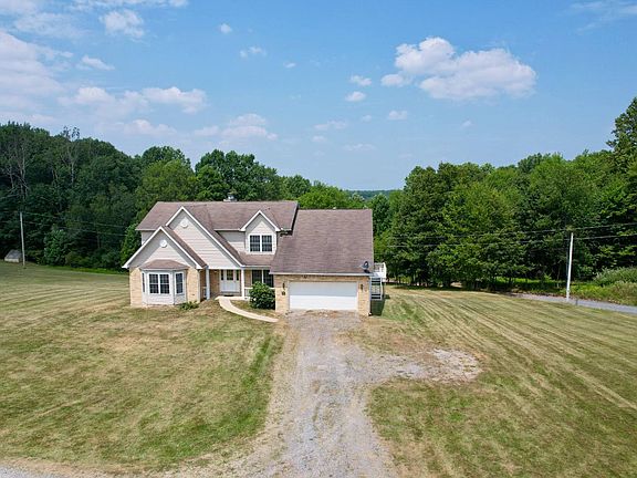 5th image of 460 Nagle Rd