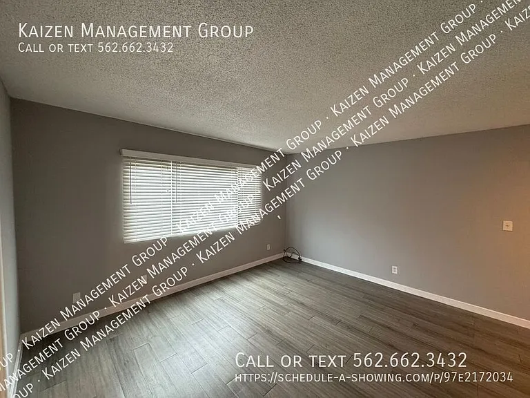 2201 Locust Ave #5 — Photo 7
