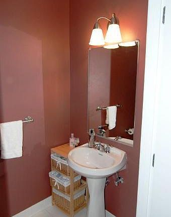 2nd image of 1633 N Colonial Ter APT 202