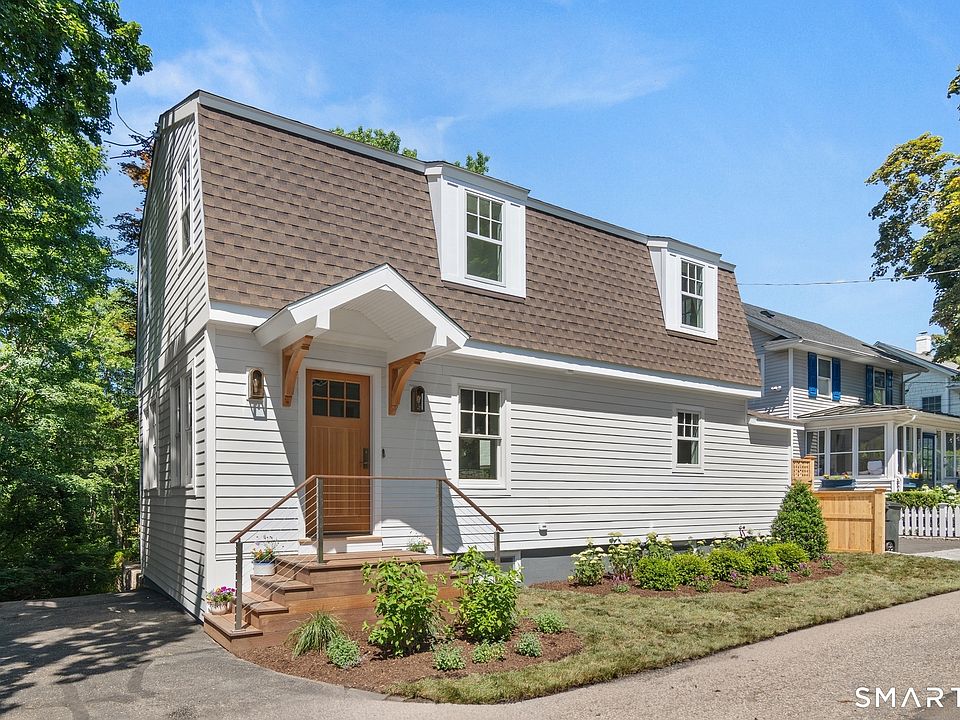 1st image of 7 Raymond Heights