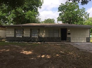 8154 Rockford Dr, Houston, TX 77033
