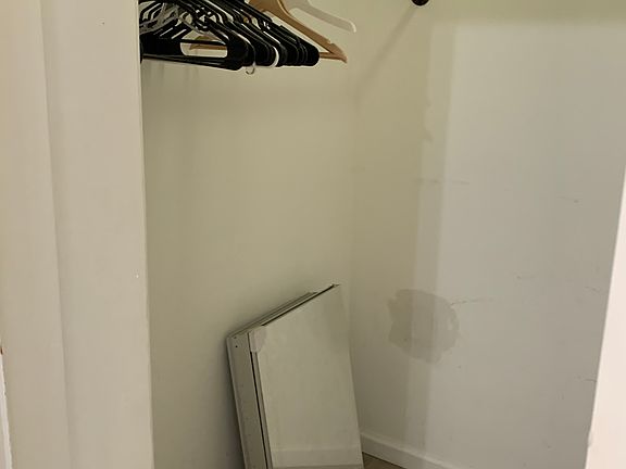 4th image of 5738 Montgomery Rd