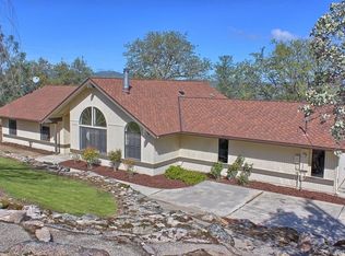 41521 Roaring River Ct, Coarsegold, CA