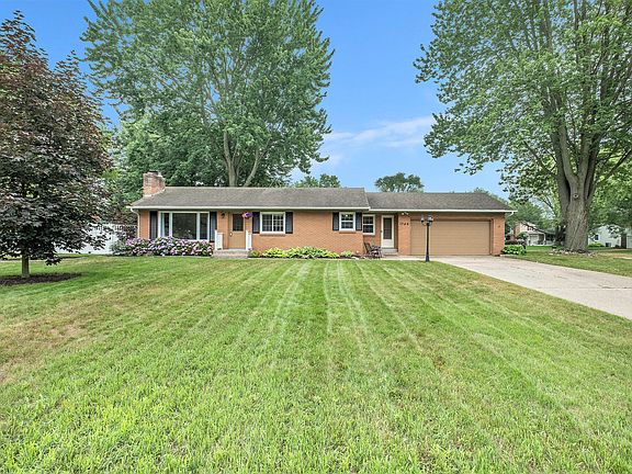 2nd image of 1746 Westwood Ct