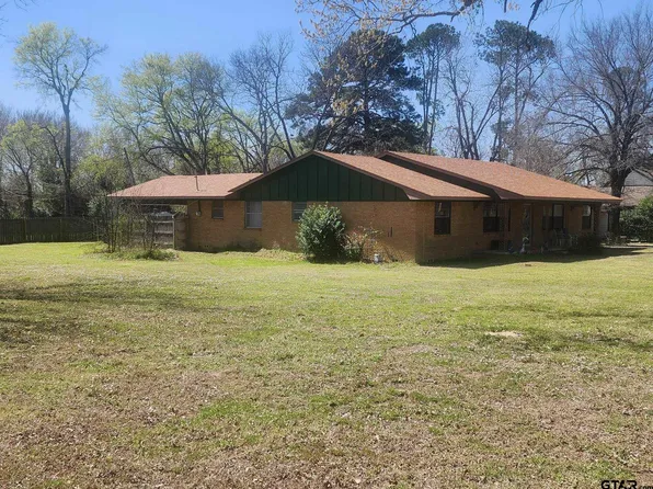512 E Lane St, Quitman, TX 75783