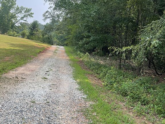 4th image of 5447 Winder Hwy