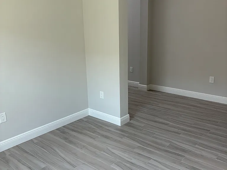 8000 Sandstar Way — Photo 12