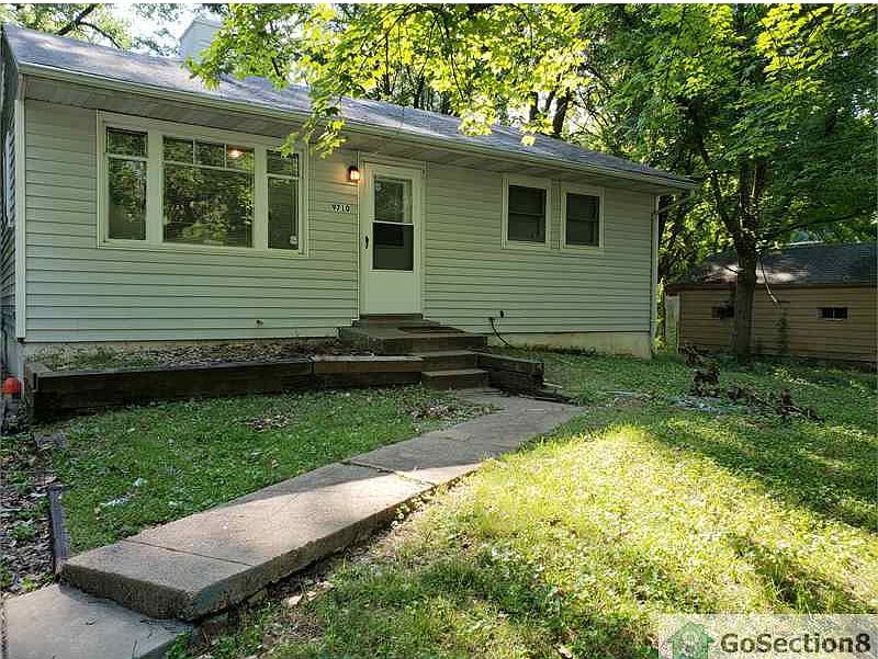 1st image of 9710 Green Valley Dr