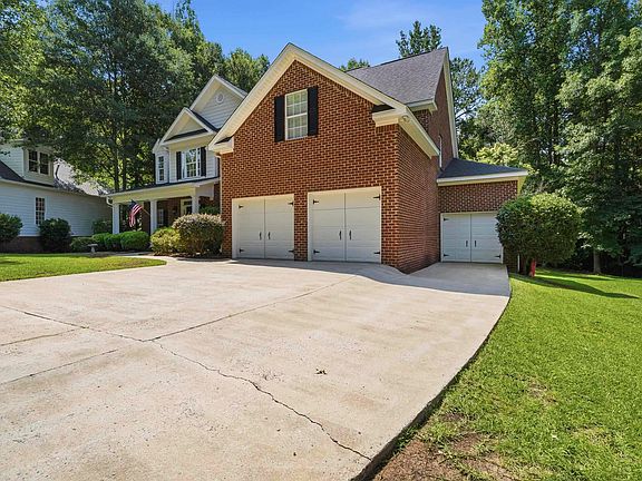 4th image of 906 Huntcliffe Dr