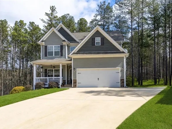 592 Willow Springs Dr, Dallas, GA 30132