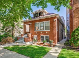 3638 W Cornelia Ave, Chicago, IL 60618