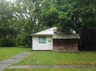 15017 Dolphin St, Detroit, MI 48223