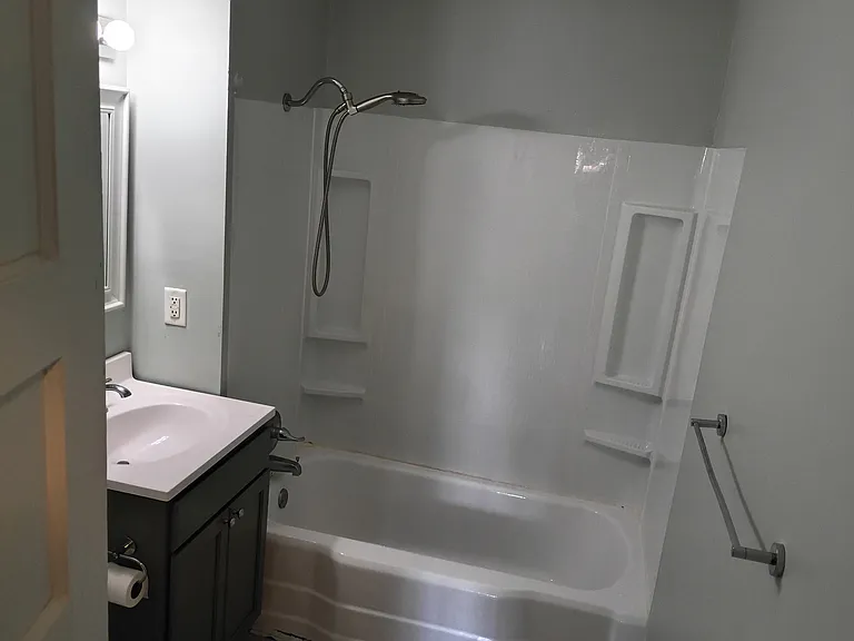 1450 Kingston Rd — Photo 10