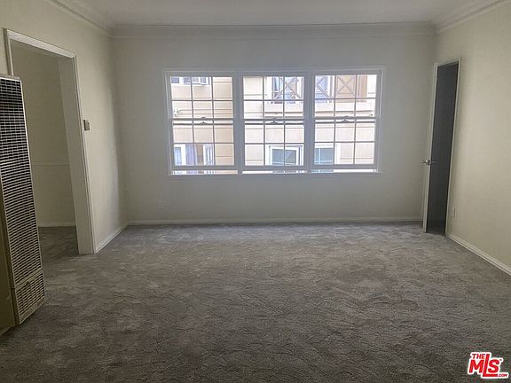 3rd image of 10559 1/2 Ashton Ave #10559