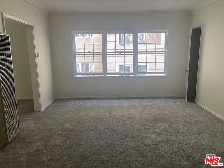 10559 1/2 Ashton Ave #10559 — Photo 3