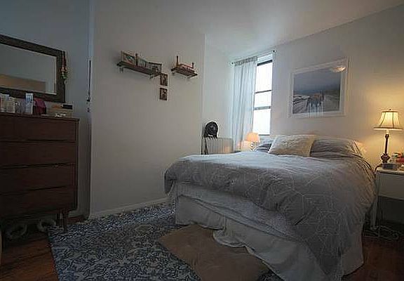 3rd image of 106 7th Ave APT 1R