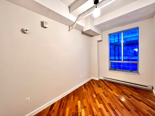 Rented by City Connections Realty | media 3