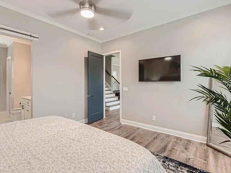 884 Sims St SW — Photo 13
