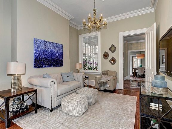 DOUBLE PARLOR LIVING ROOM