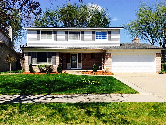 2nd image of 1216 Blairmoor Ct