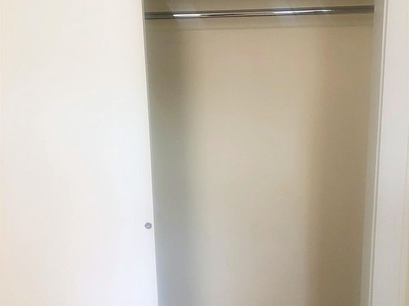 4th image of 992 McLean Ave #1