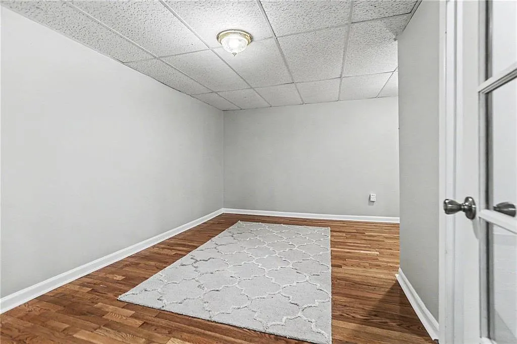 1 bed, 1.0 bath, 1000 sqft, $1,200 — Photo 4
